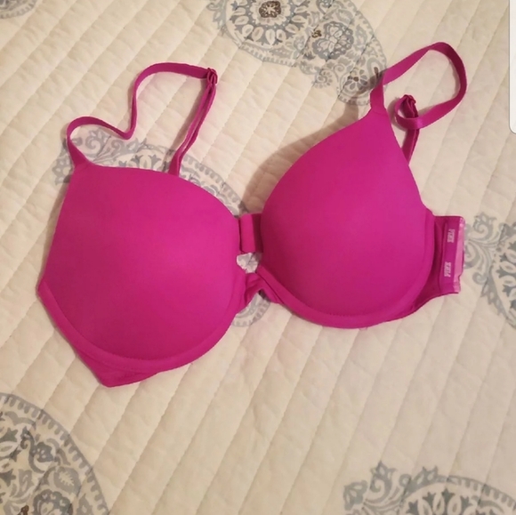 Victoria's Secret Pink push up bra - Picture 1 of 3